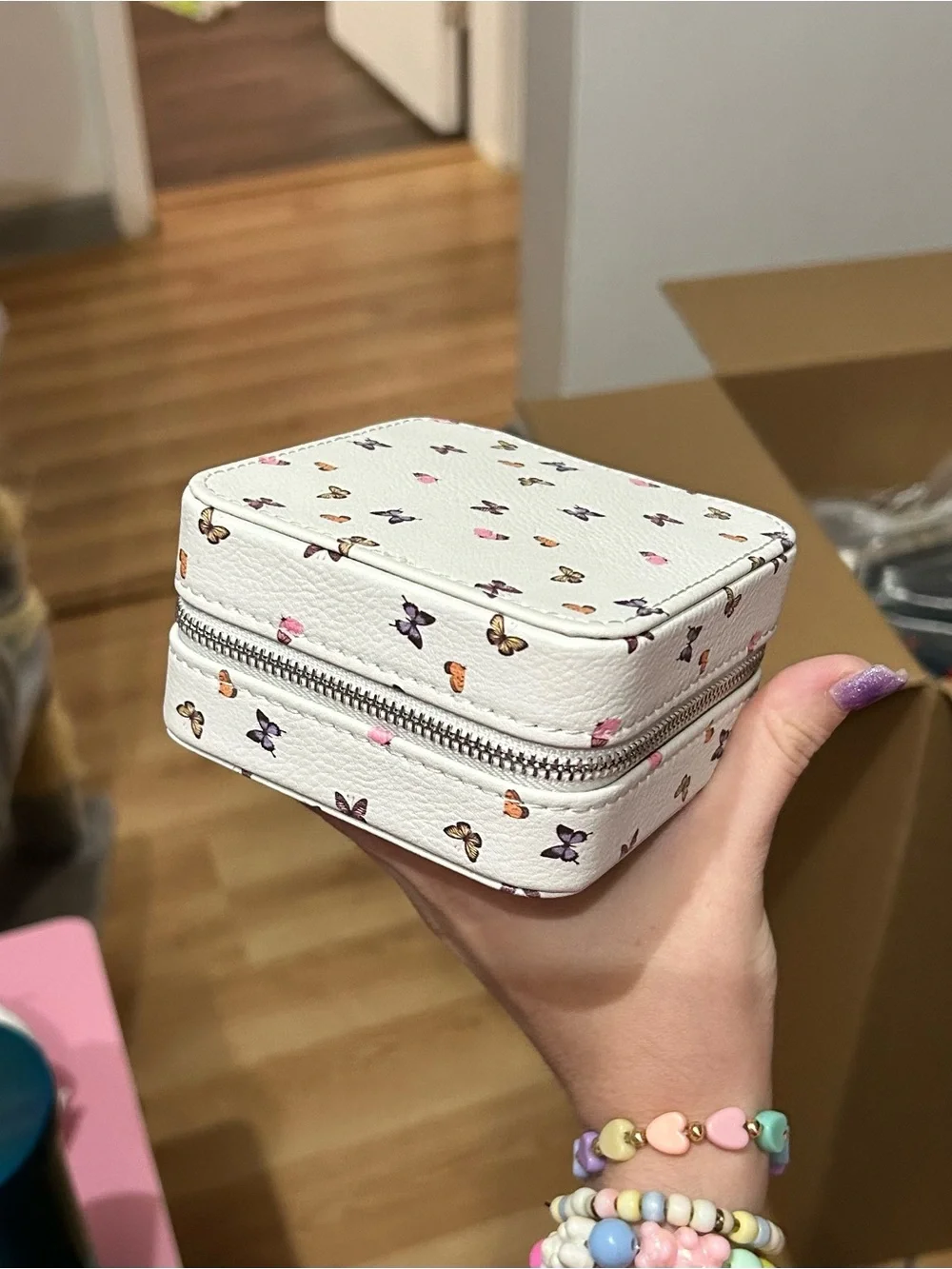 Cat & Jack White Butterfly Mini Travel Jewelry Case Zipper Organizer NWT